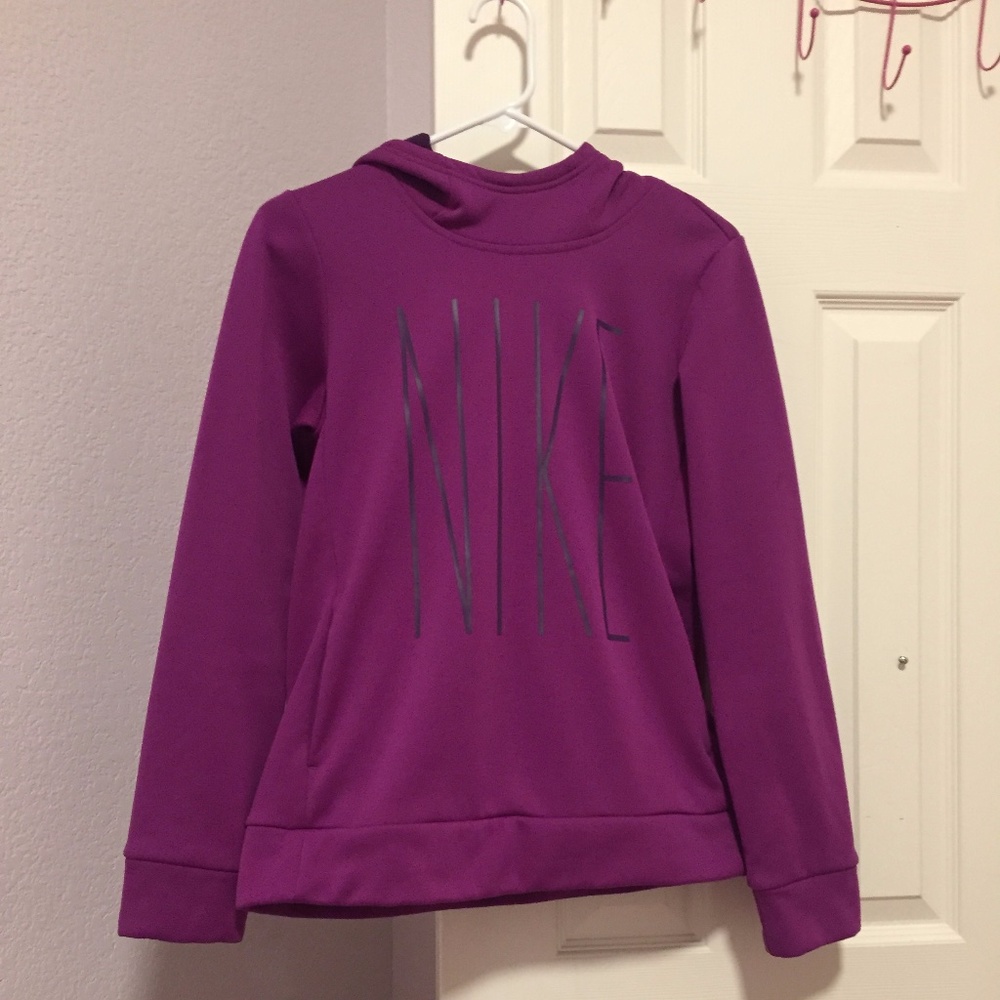 Nike sweatshirt
